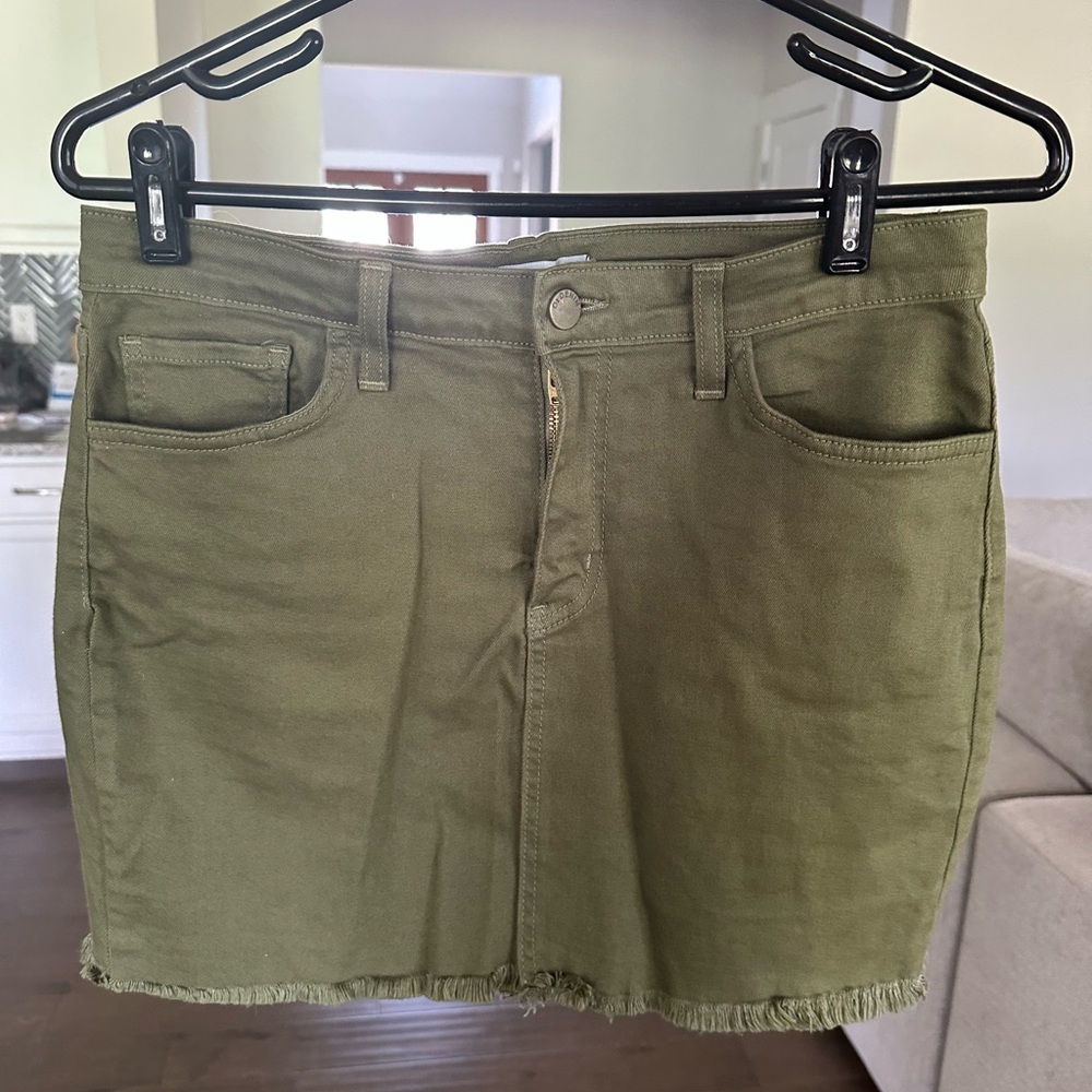 Chic Olive Mini Skirt